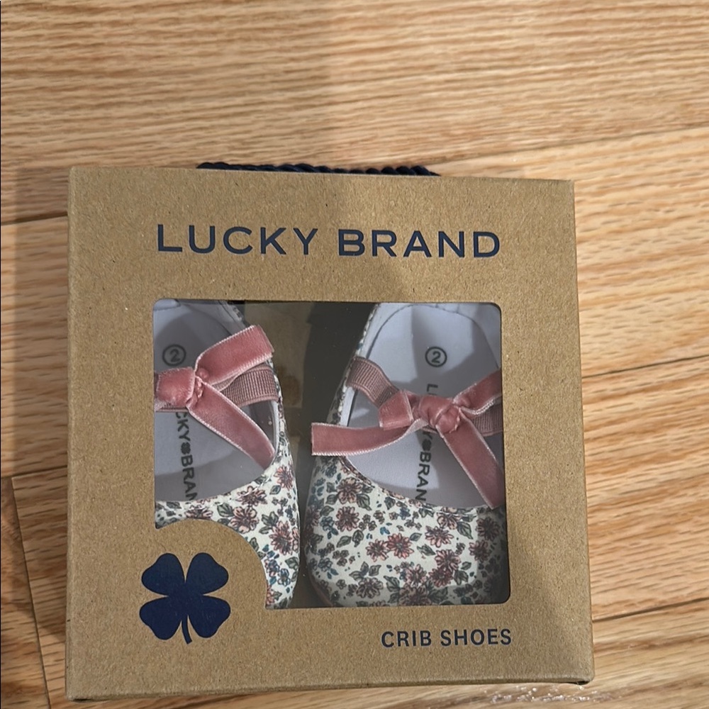 Lucky Brand Floral Crib Shoes - Pink and White
